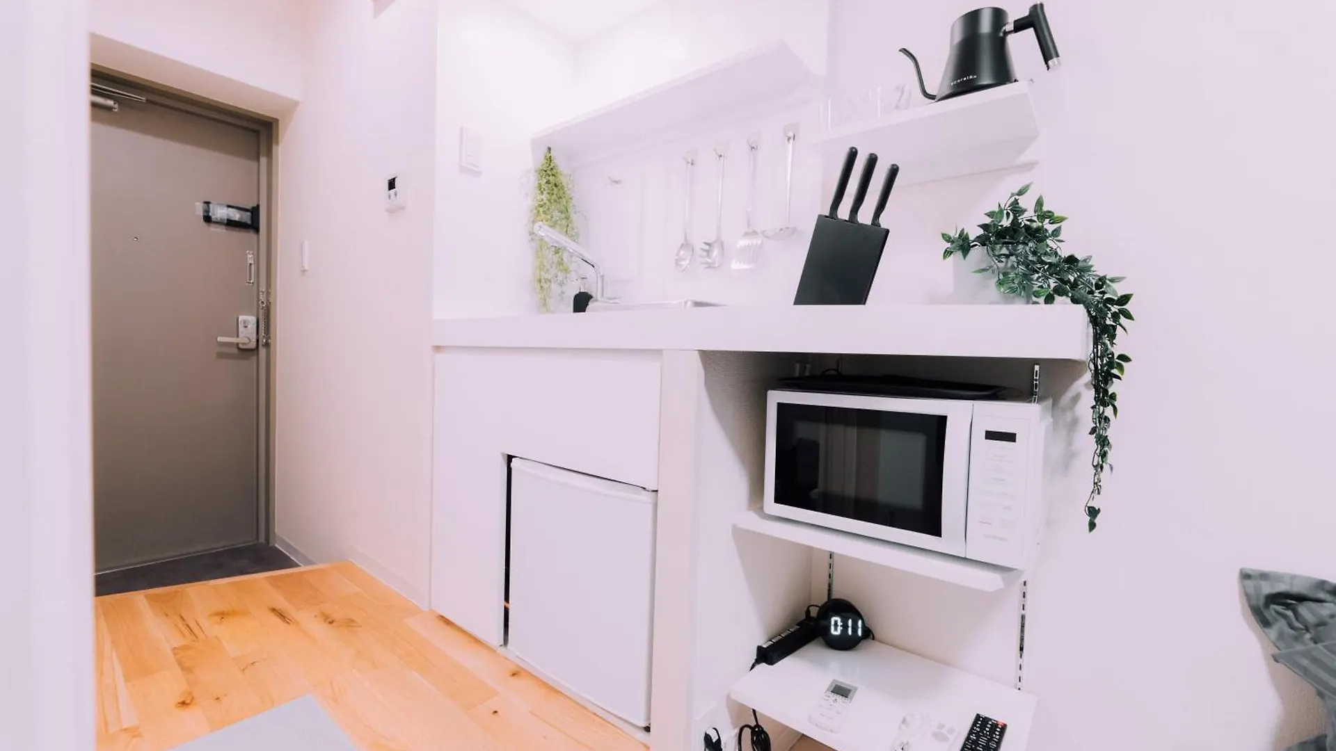 Minimalist Loft Namba Compact Studio With A 24-Hour Gym Ma303 Osaka